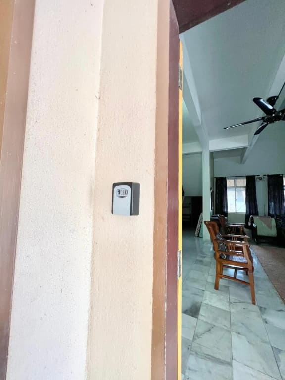 Teratai Homestay Batu Buruk - photo 31