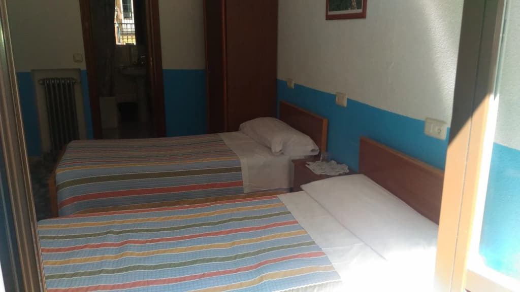 Hostal Palacios Fuencarral - photo 4