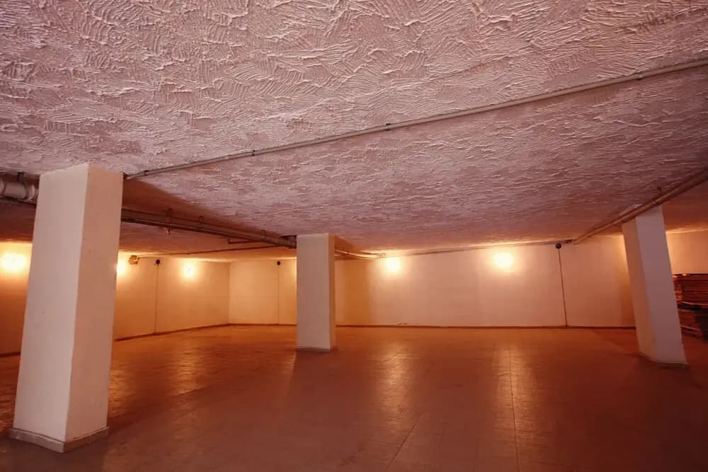 Aristocrat Hotel - photo 11