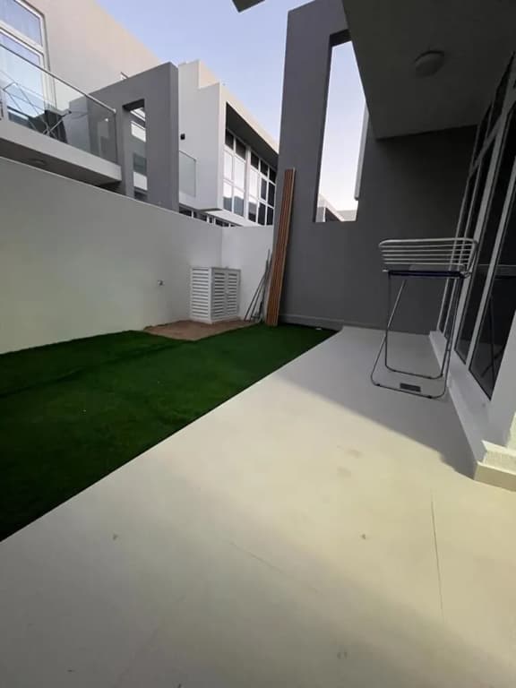 Vacation Home in Damac Hills 2 - photo 15