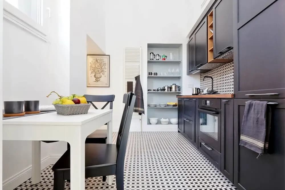 Garibaldi 3 - WR Apartments - photo 18