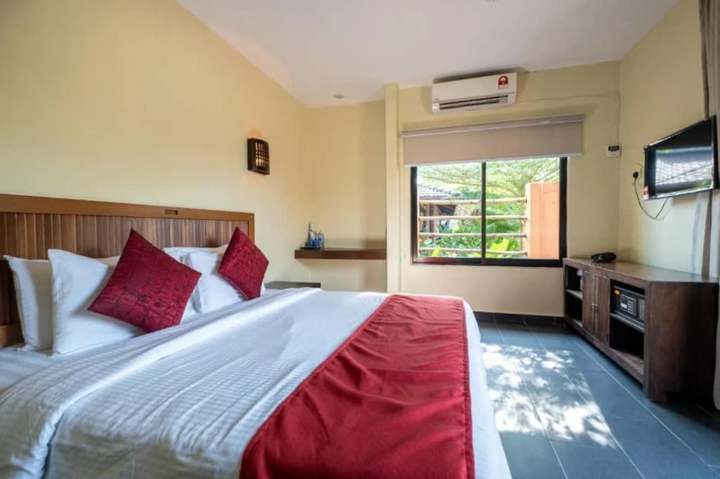 The Coconut Beach Villa - photo 2