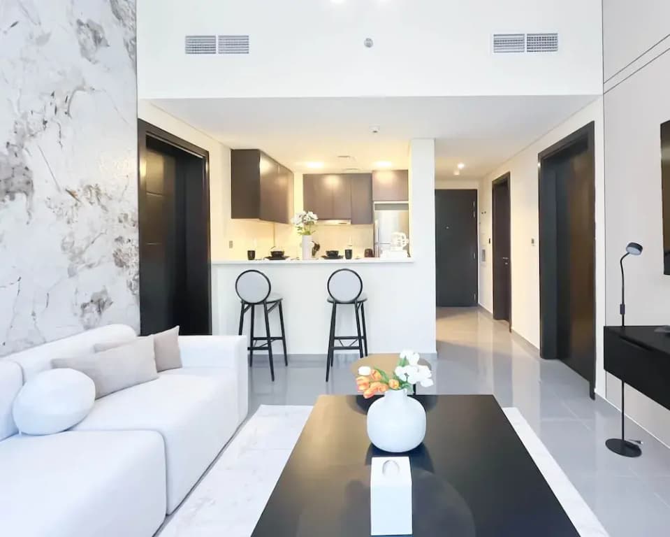 Luxury 2BR in Merano Tower Stunning City Views - photo 4