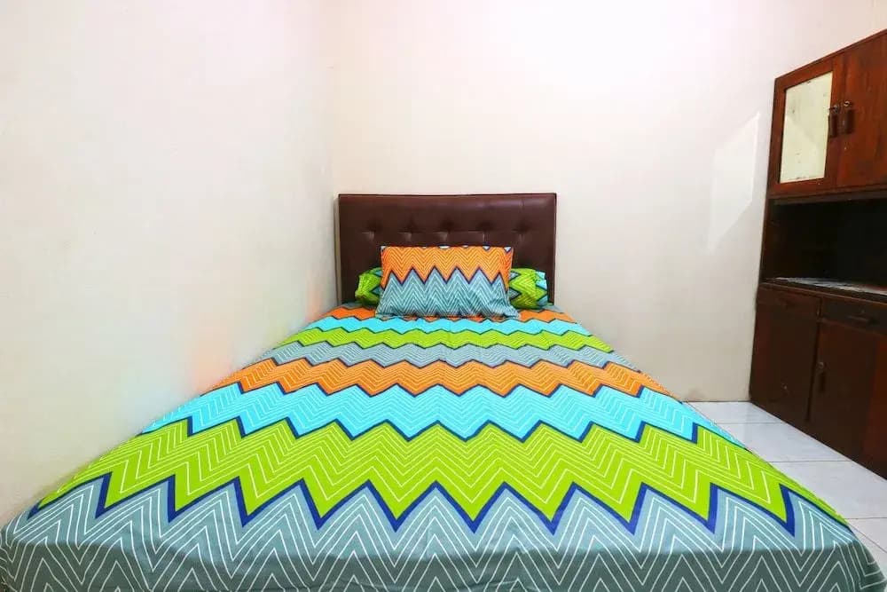 Premium Senen Guesthouse - Female Only - photo 6