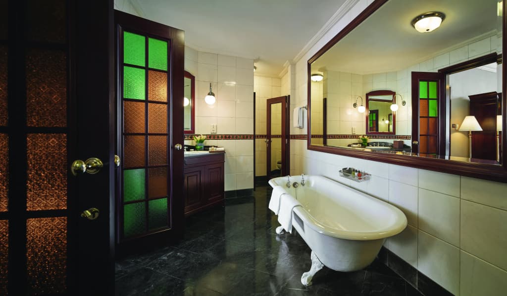 Eastern And Oriental Hotel - photo 18