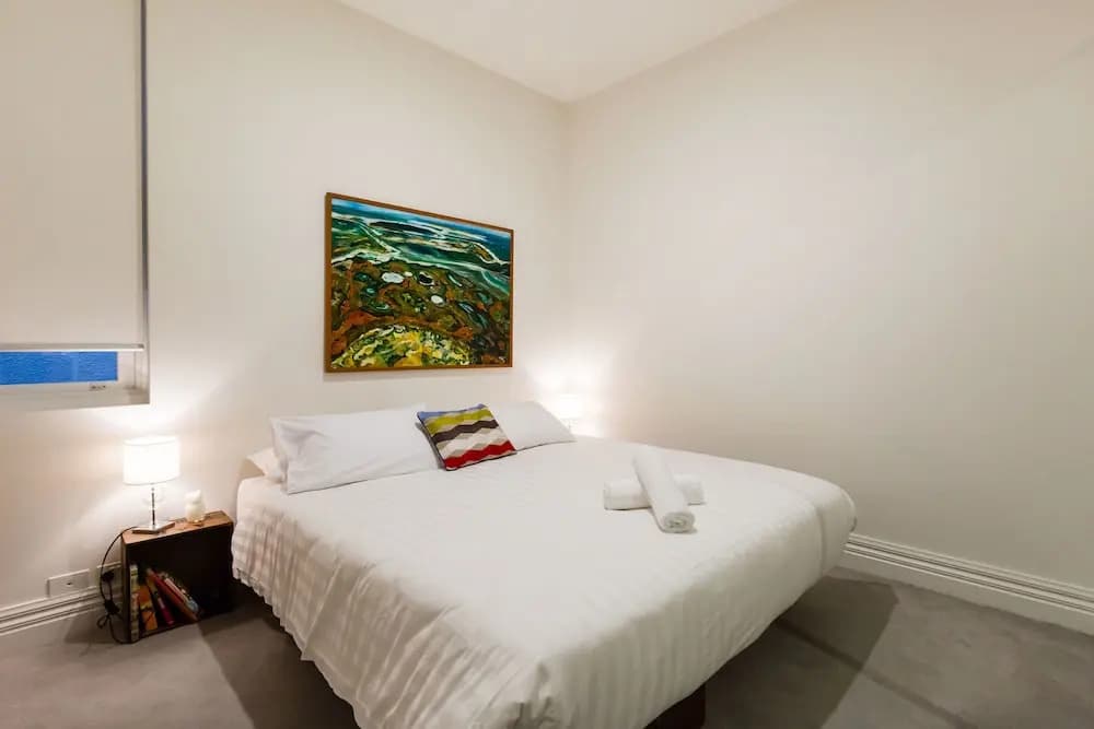 ALIA, 1BDR Fitzroy Apartment - photo 2