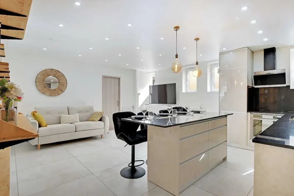 Appartement in the Heart of Paris Canal de L'ourq/crimee - photo 5