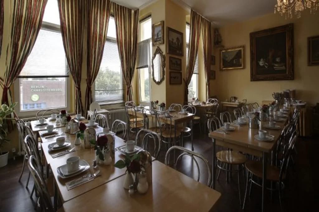 Hotel Am Stuttgarter Eck - photo 14