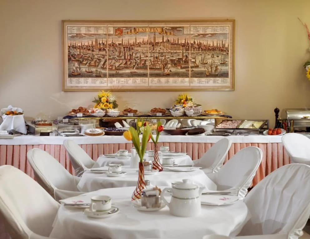 Amadeus Hotel - photo 23