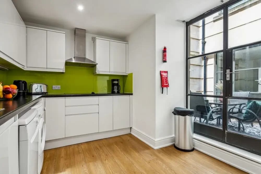 Charming 1BR near Notre Dame - photo 12