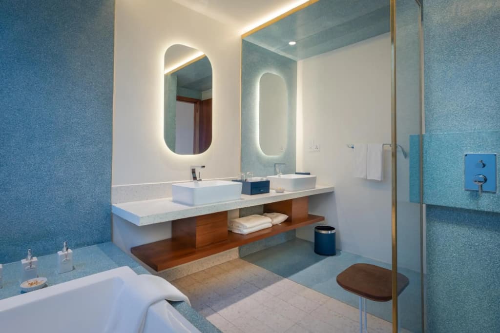The Aviary Hotel - photo 7