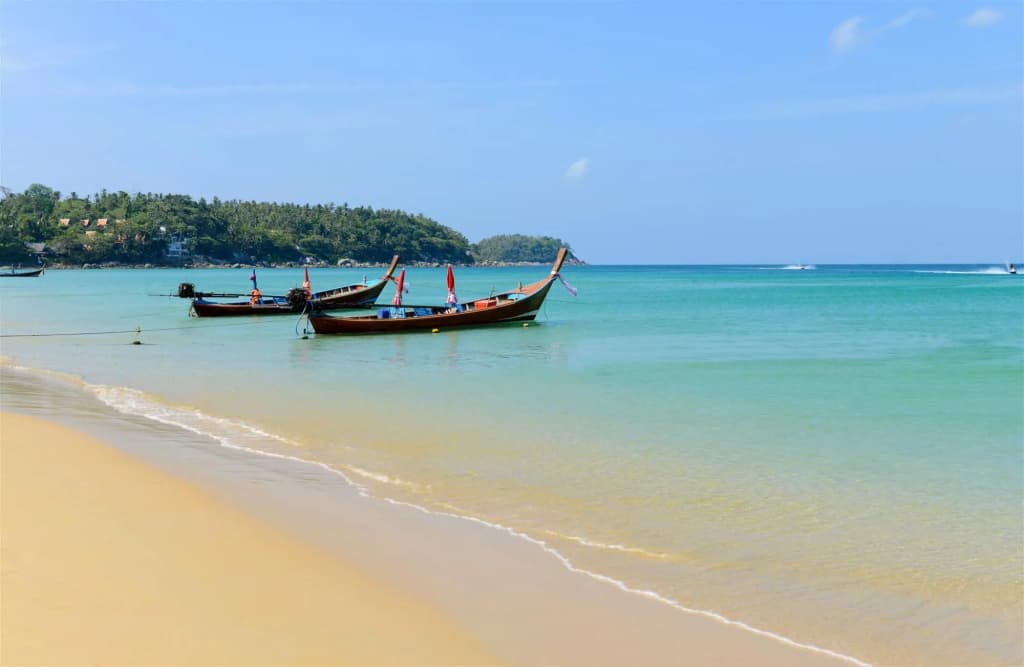 Kata Beach Guesthouse - photo 1
