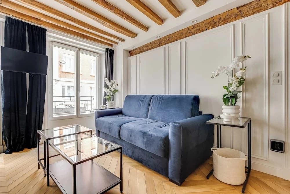 2bdr/5p Apartment au Centre de Paris in Downtown Paris - photo 10