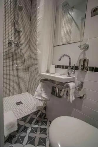 Notre Dame Paradis Latin - photo 16