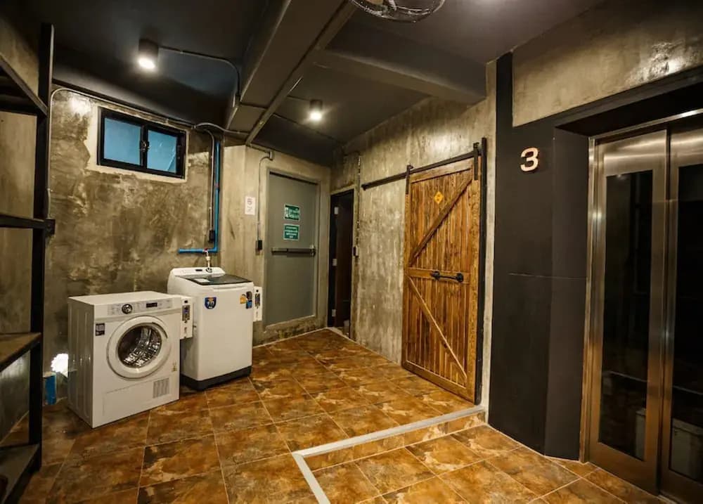 Episode 11 Hostel - photo 19