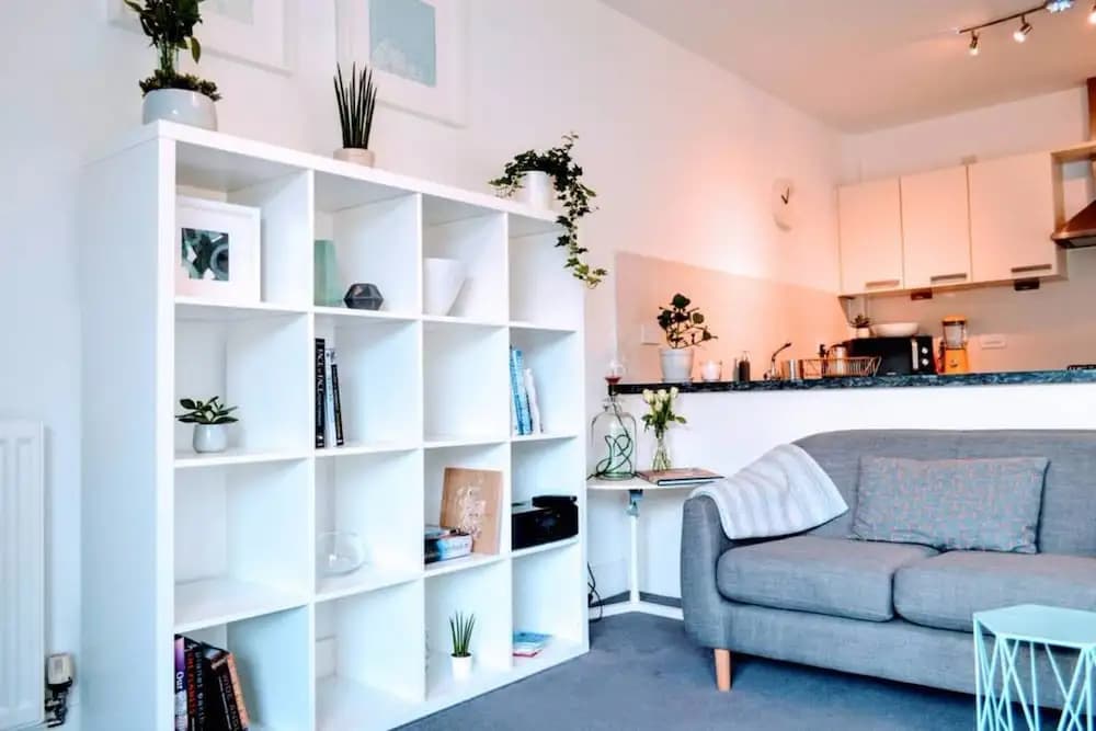 2 Bedroom Apartment In City Centre - photo 4