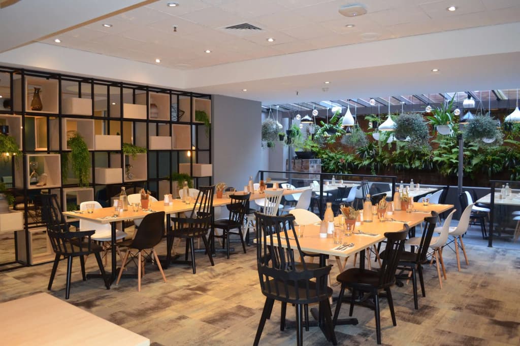 Metro Aspire Hotel, Sydney - photo 25