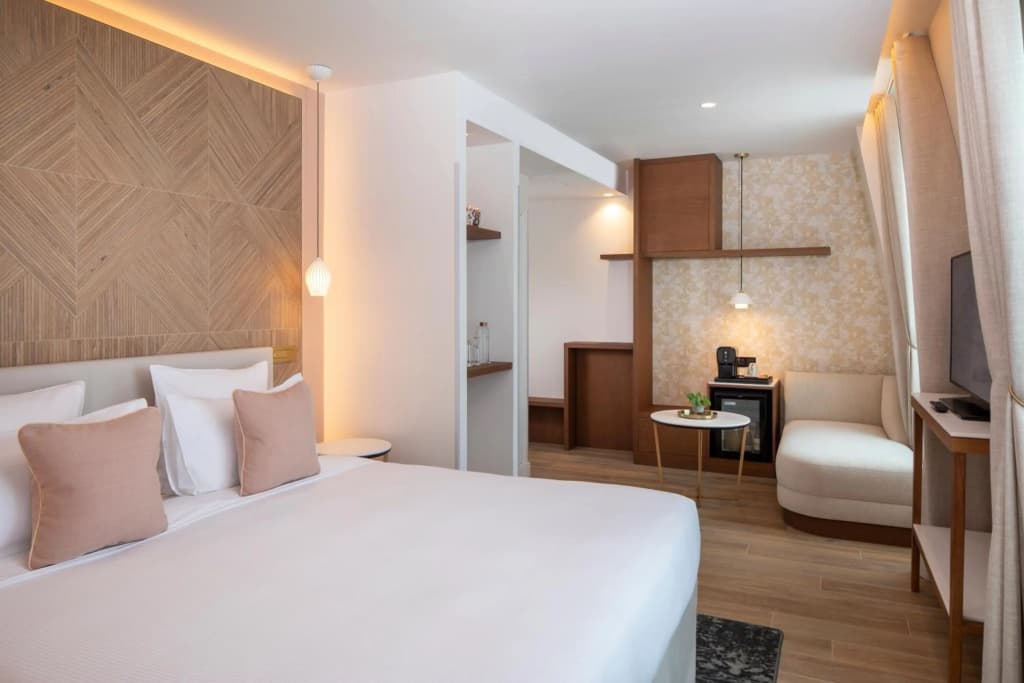 Hotel Des Champs Elysees - photo 21