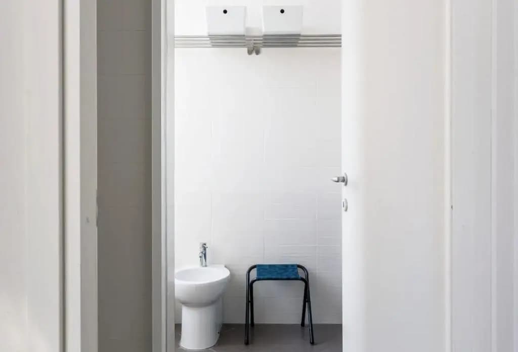 Minimal and Charming studio in Isola District - photo 9