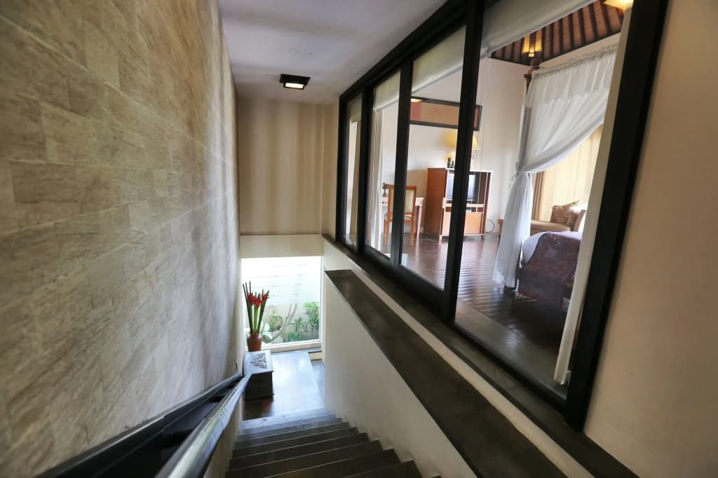 The Sanyas Suite - photo 12