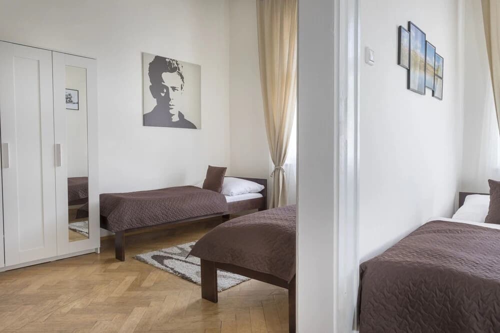 Old Story Apartment - photo 6