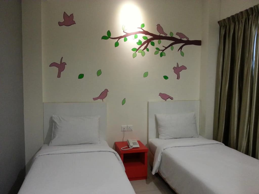 Hotel Strawberry Fields - photo 26