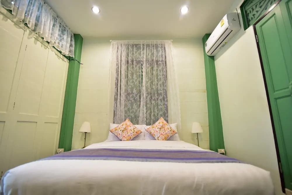 Green Teak House - photo 4