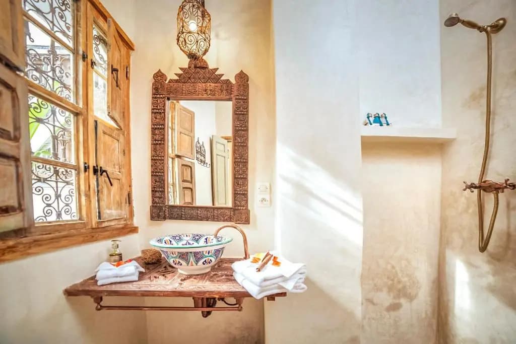 Marrakesh Villa Sleeps 14 with Pool - photo 8