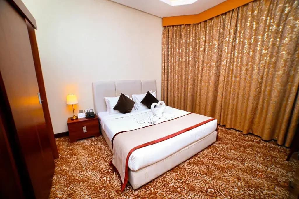 Green Garden Hotel - photo 5