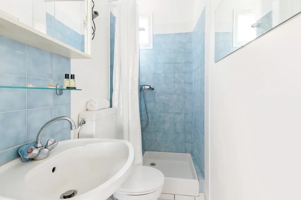 Charming Apartment in the 18th Arrondissement - photo 7