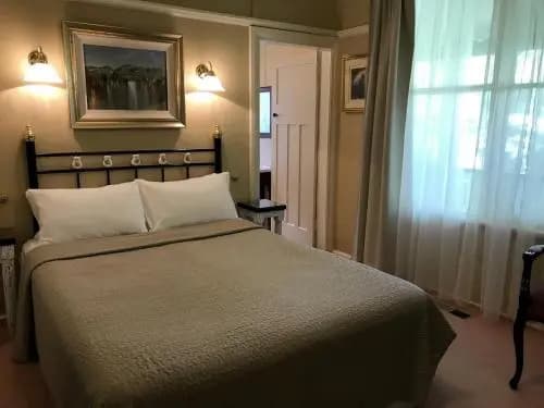 The Chalet Guesthouse And Studio - photo 31