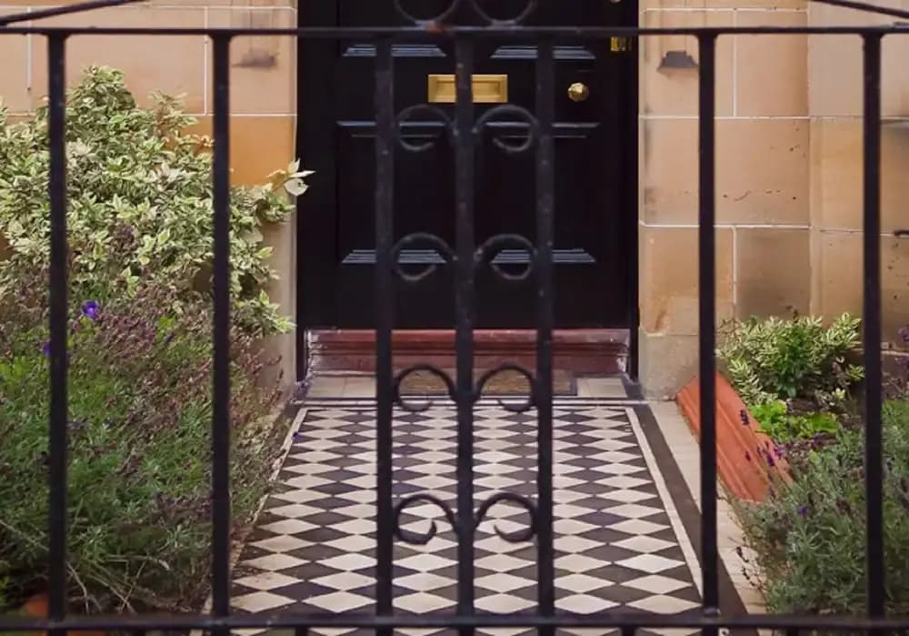 Marchmont Main Door - photo 10