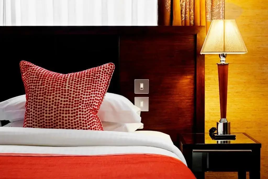 The Mandeville Hotel - photo 40