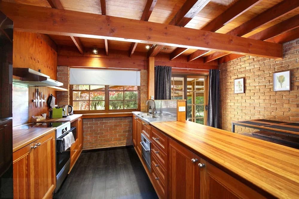 Honeysett Lodge - photo 11