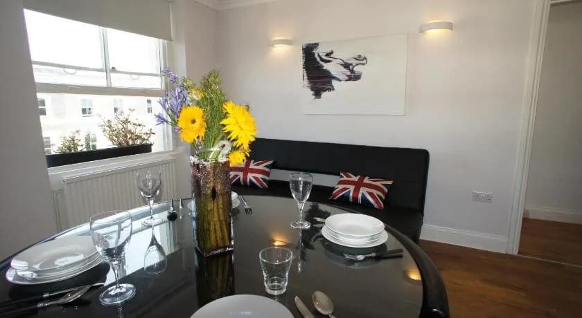 Brompton House - photo 14