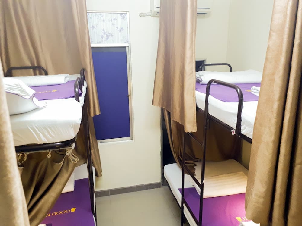 Backpack Abode Hostel - photo 7
