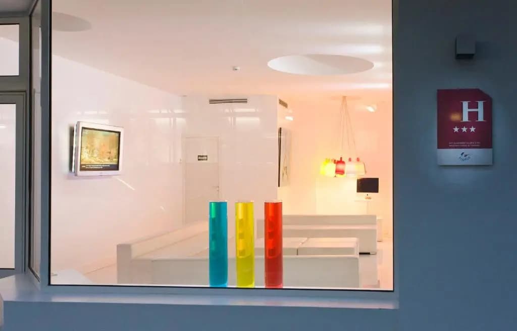 Color Design Hotel - photo 15
