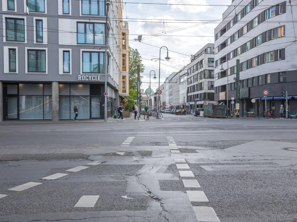 Schoenhouse Avenue by Limehome - photo 25