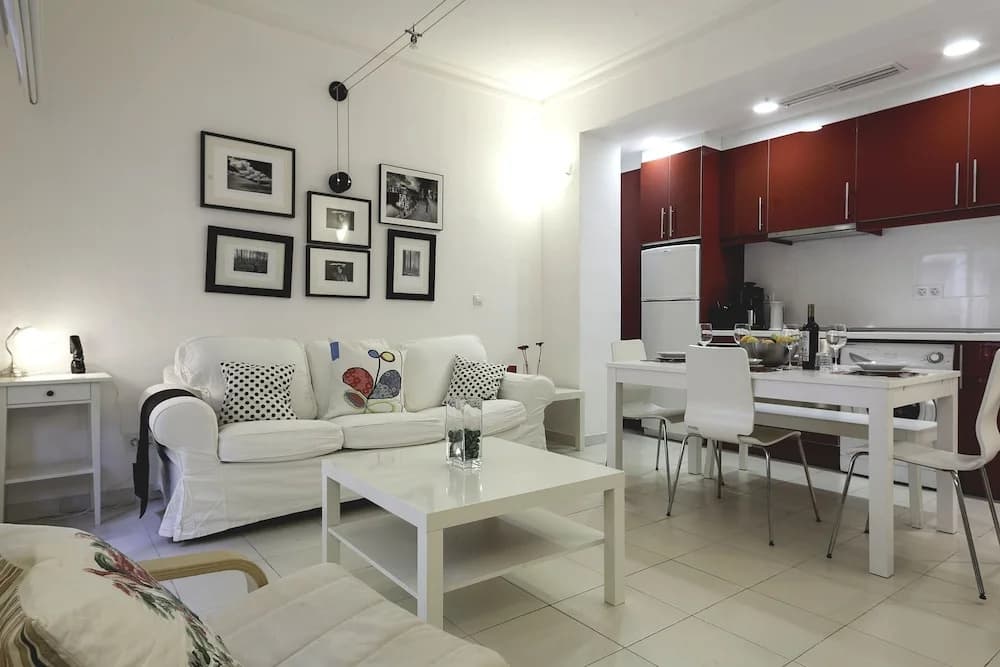 Blanc Apartment - photo 14