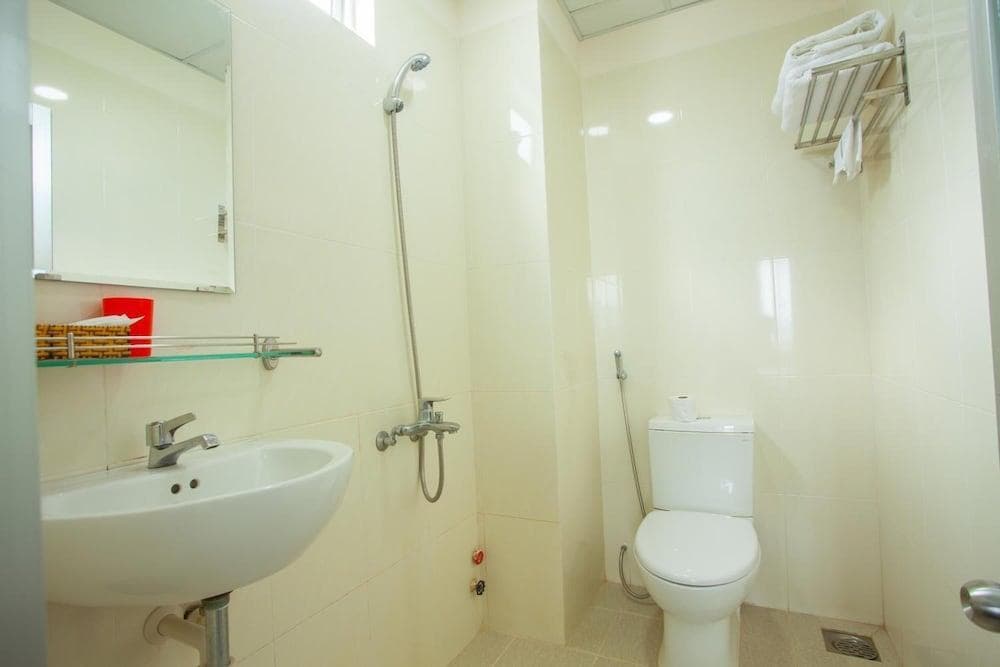 Thanh Long Hotel - photo 24