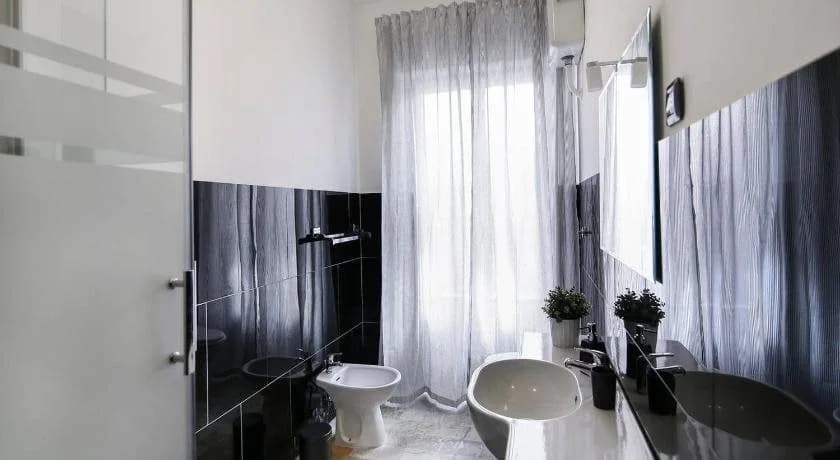 MC Guest House - photo 15