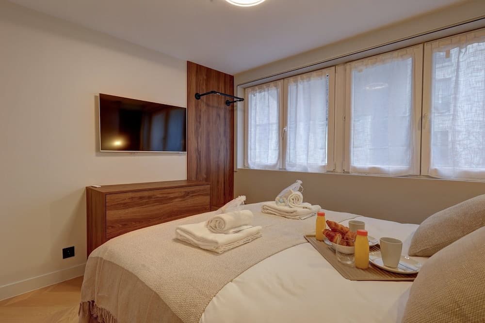 Sublime AC Apartment Eiffel Tower Champs de Mars - photo 8