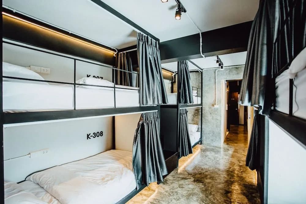 Kampor Co Working Space and Bed - photo 5