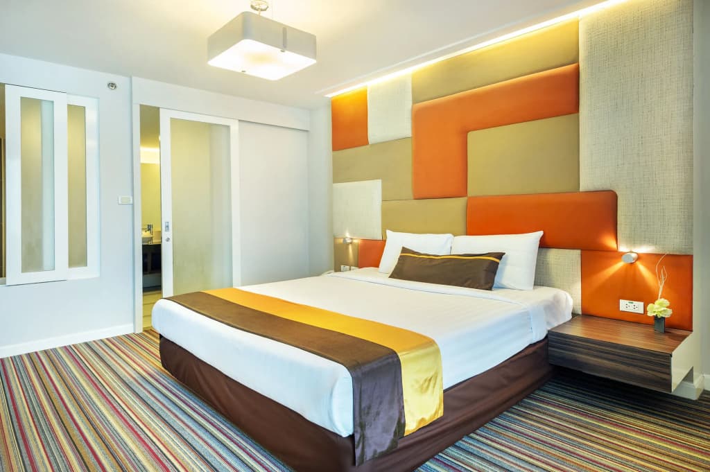 Thamrongin Hotel - photo 3