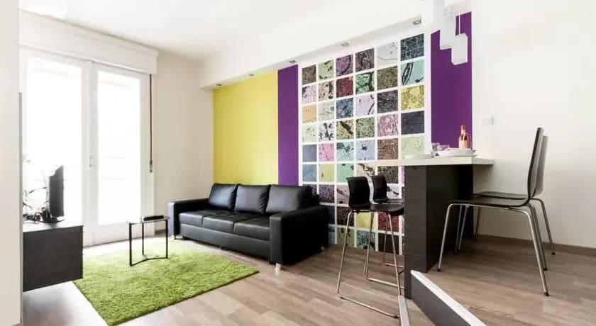 CenterStudio with balcony in downtown - photo 1