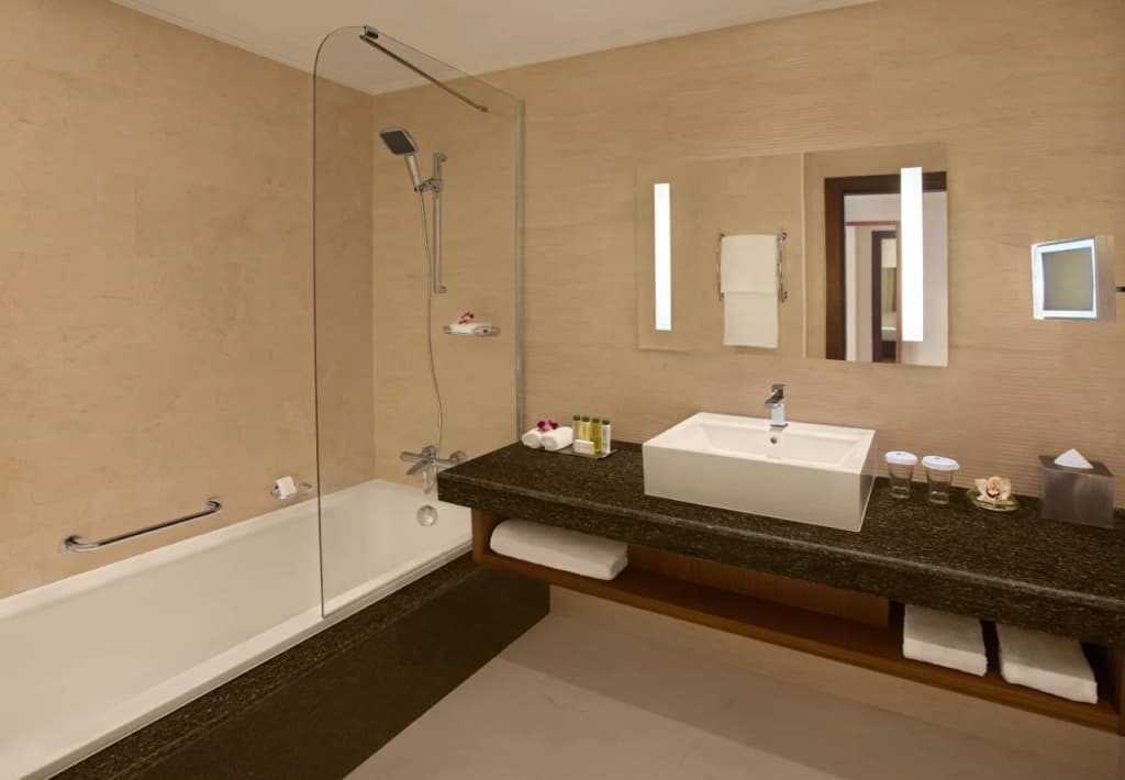 DoubleTree by Hilton Resort & Spa Marjan Island - photo 12