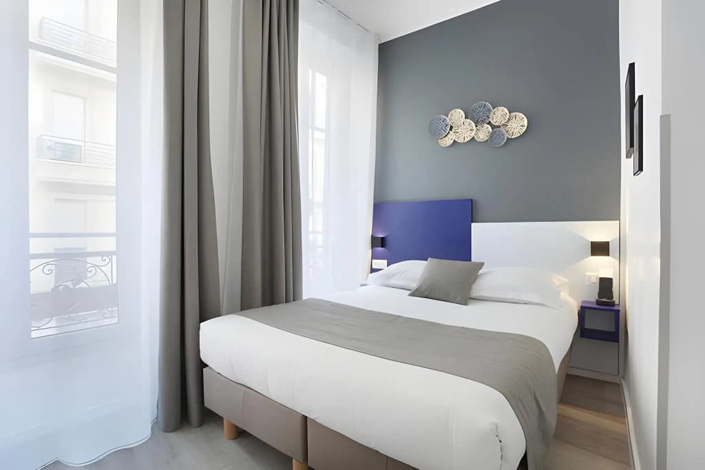 The Alcove Hotel - photo 23