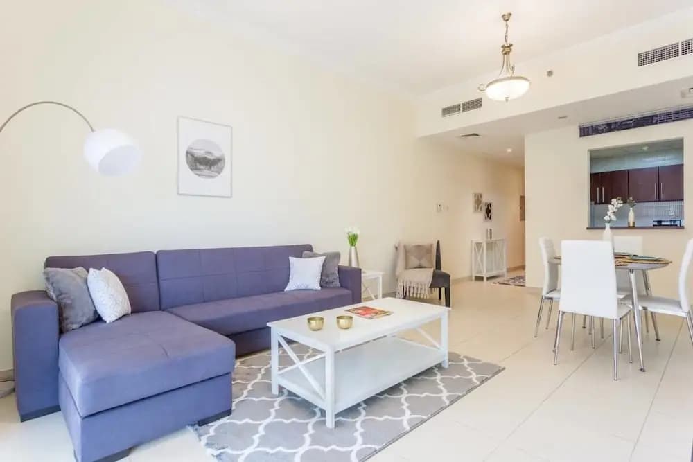 Canal Views Spacious Apartment in Business Bay - photo 9