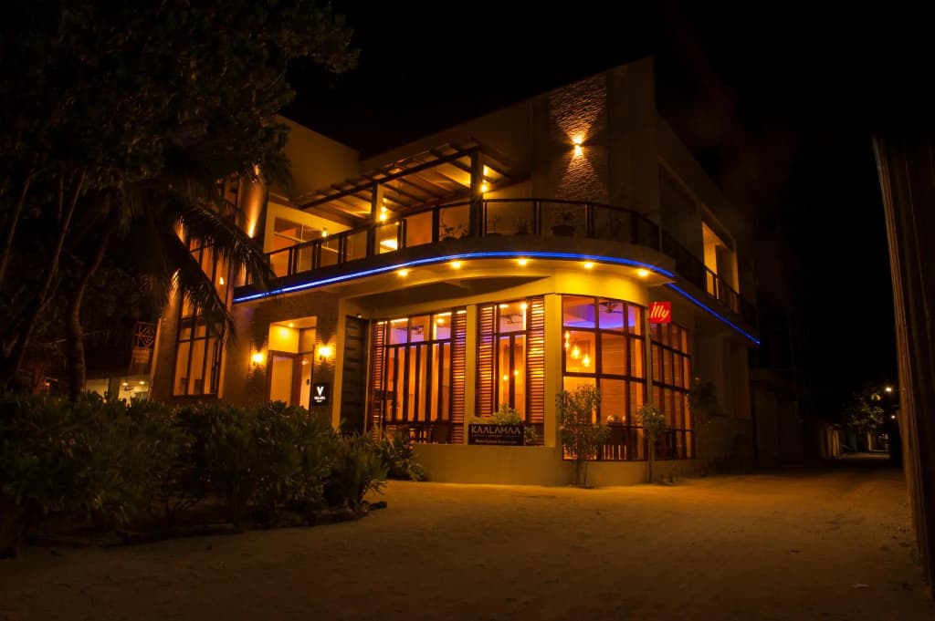 Velana Beach Hotel Maldives - photo 25