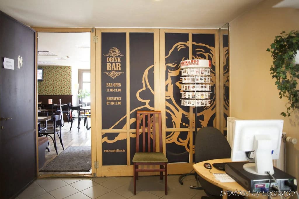 City Hotel Ring - photo 21